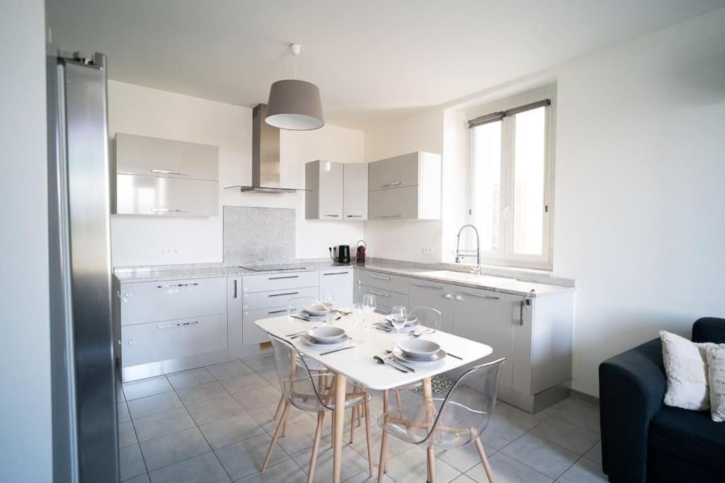 Appartement T4 Vue Mer Proche Gare Et Centre Ville Ajaccio  Eksteriør billede